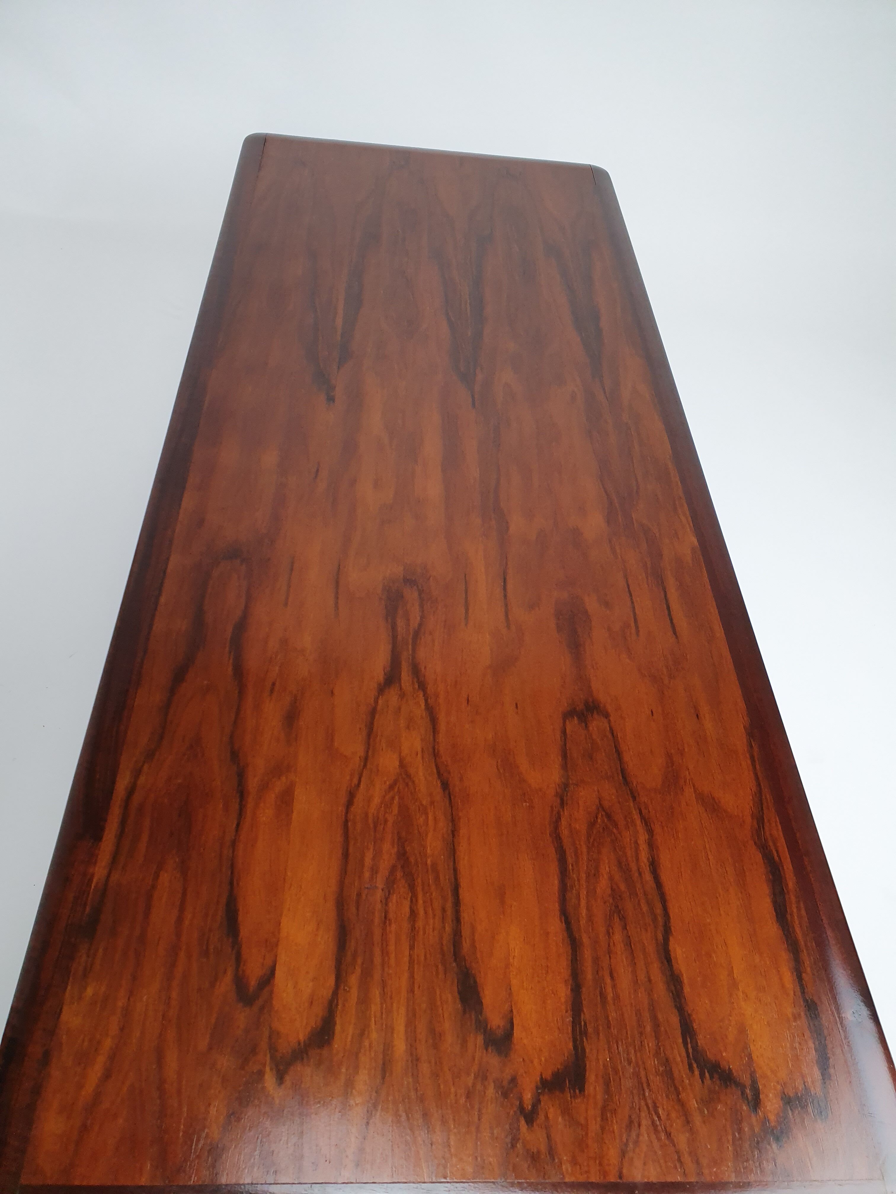 Table à café topform en bois de rose du milieu du siècle, années 1960