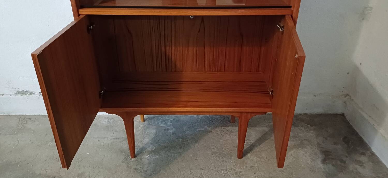 Scandinavian showcase buffet