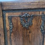 Double portes de placards en chene sculpté XX siècle