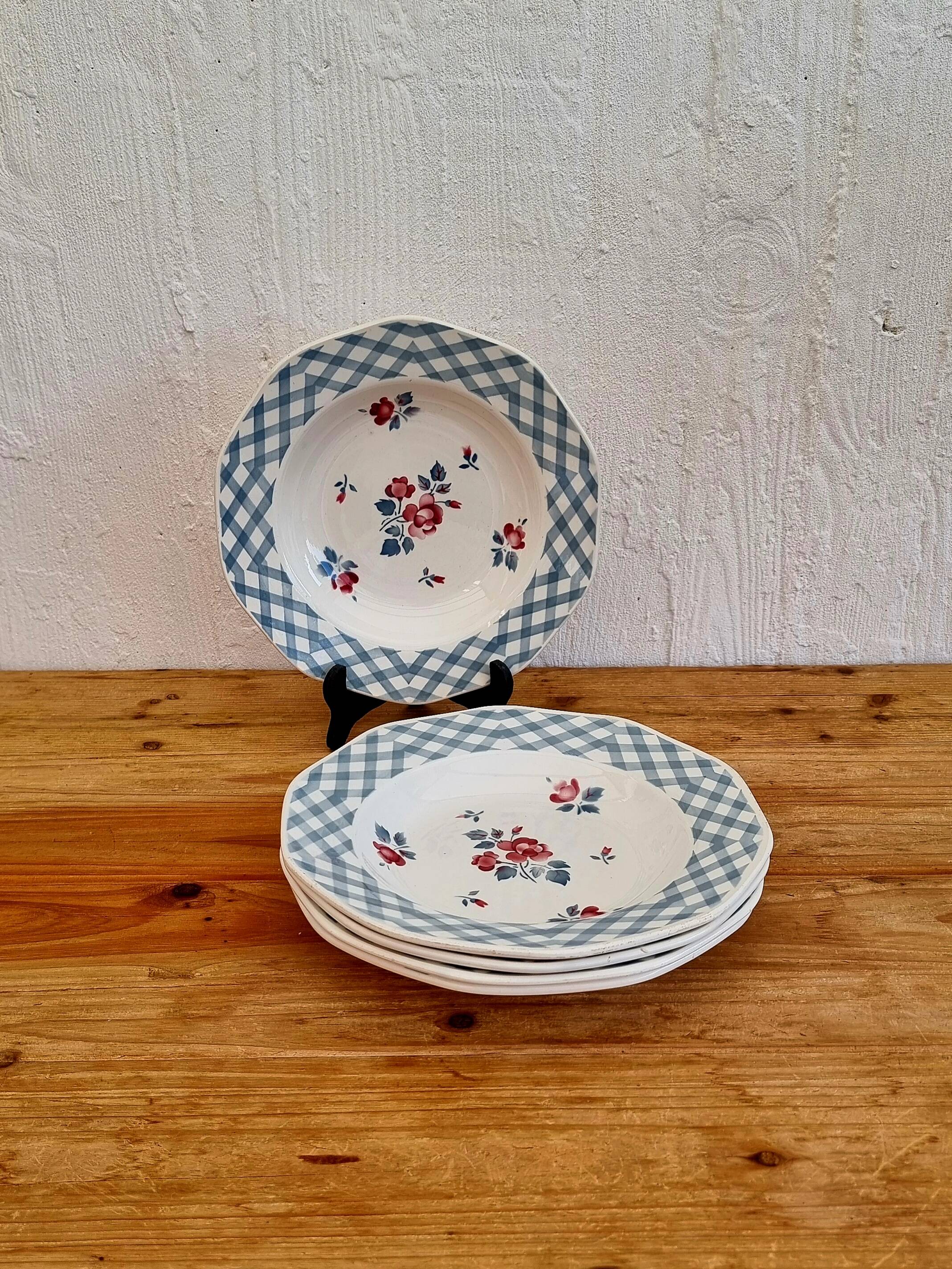 Set of 5 Digoin Sarreguemines deep plates, Bastia model