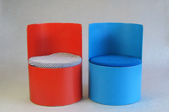 Table and chairs Bernard Holaway