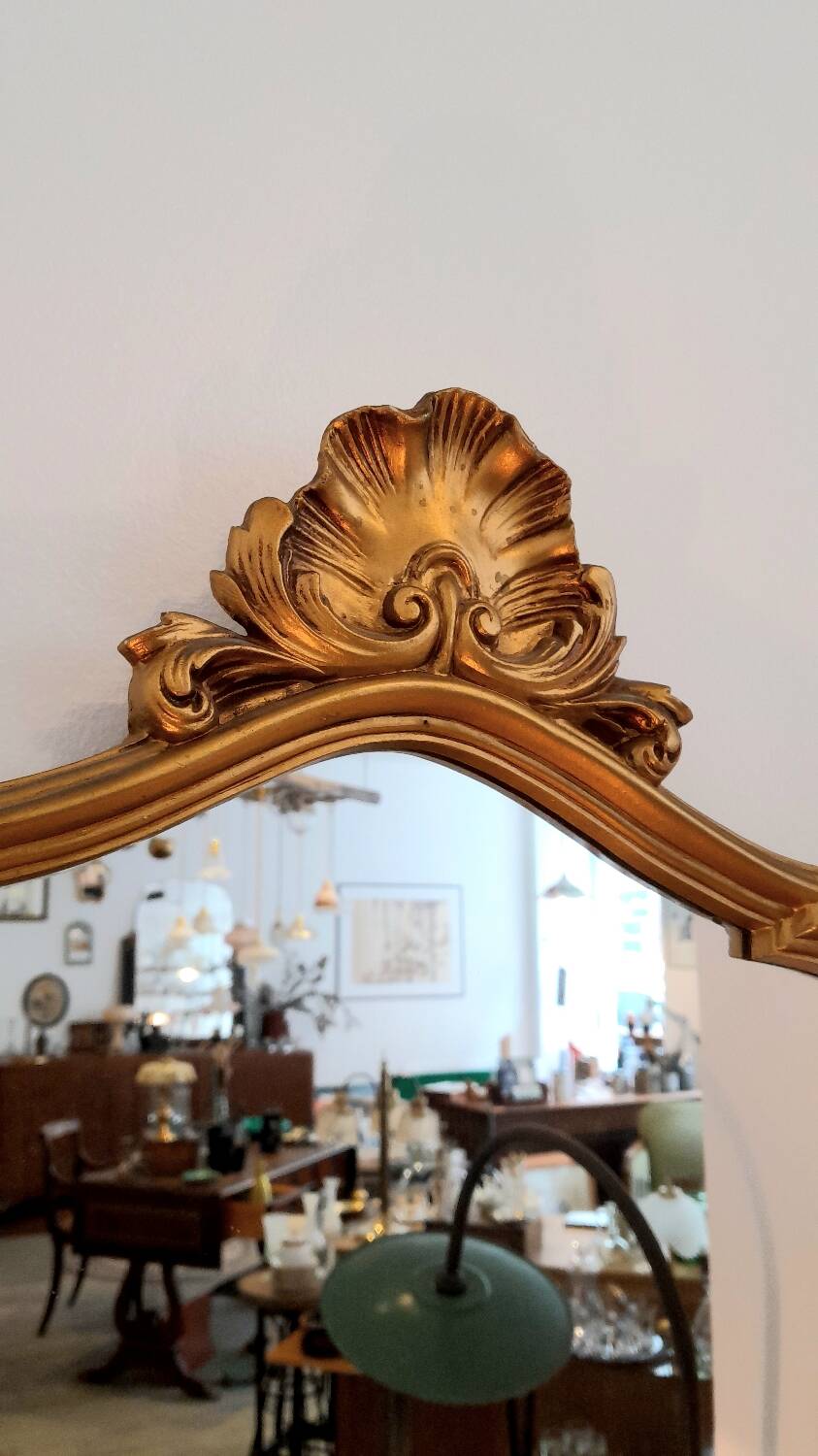 Baroque shell mirror