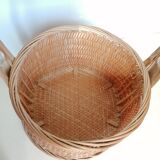 Basket with rattan and bamboo lid