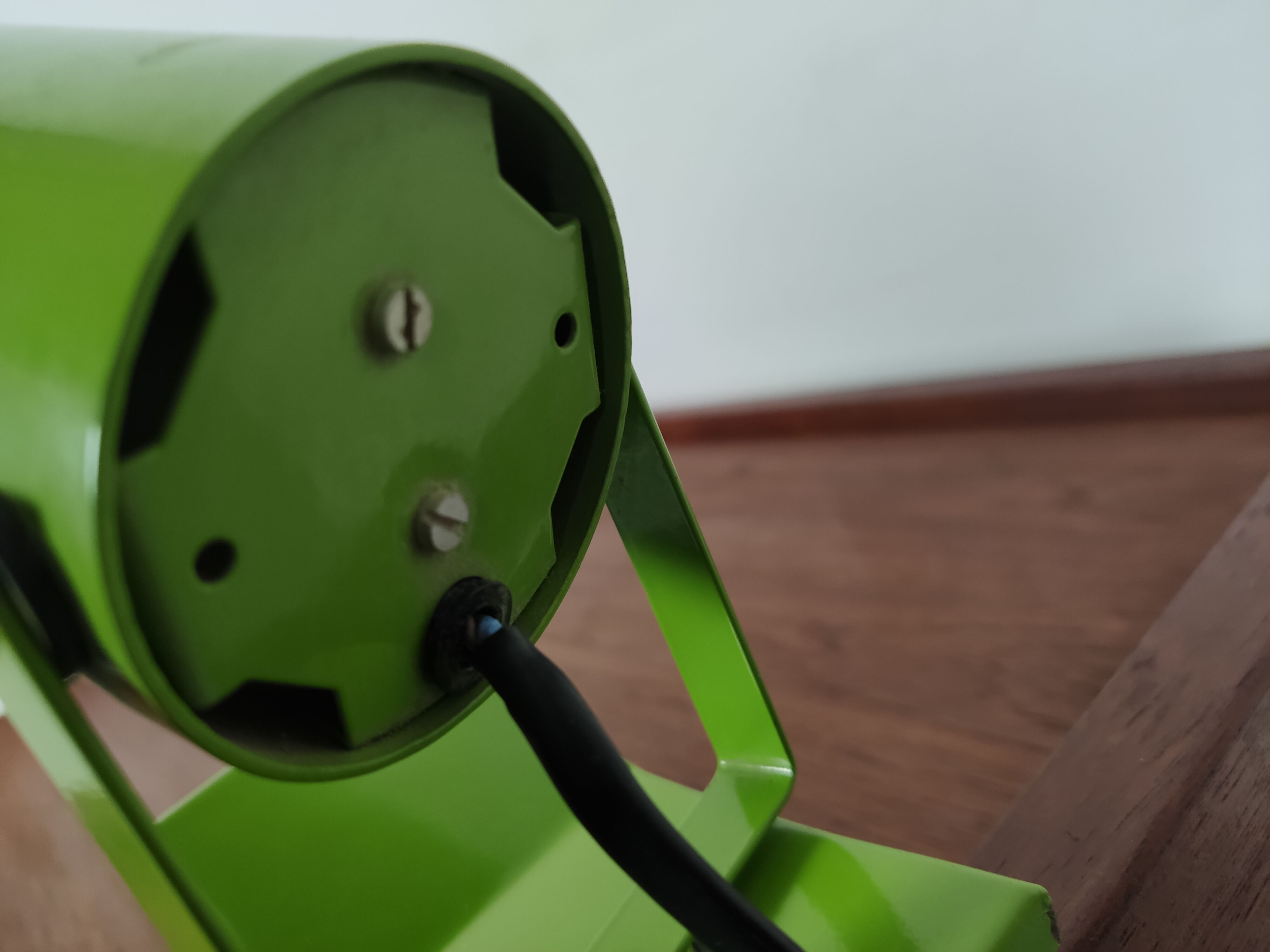 Lita 60/70s green 70s pincer lamp