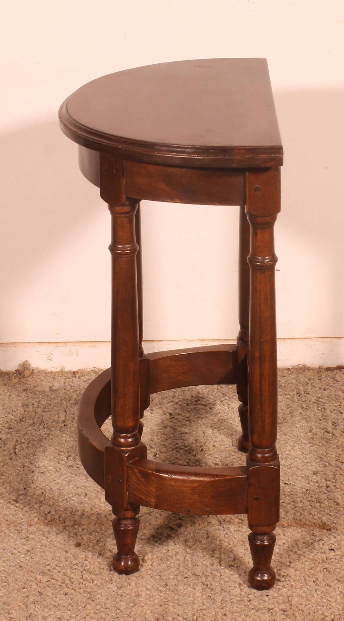 walnut stool in Renaissance style