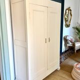 Petite armoire penderie
