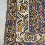 Hand-knotted rug with a pattern, 195 x 116 cm