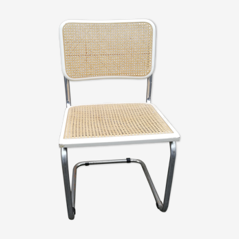 Chaise blanche de Marcel Breuer