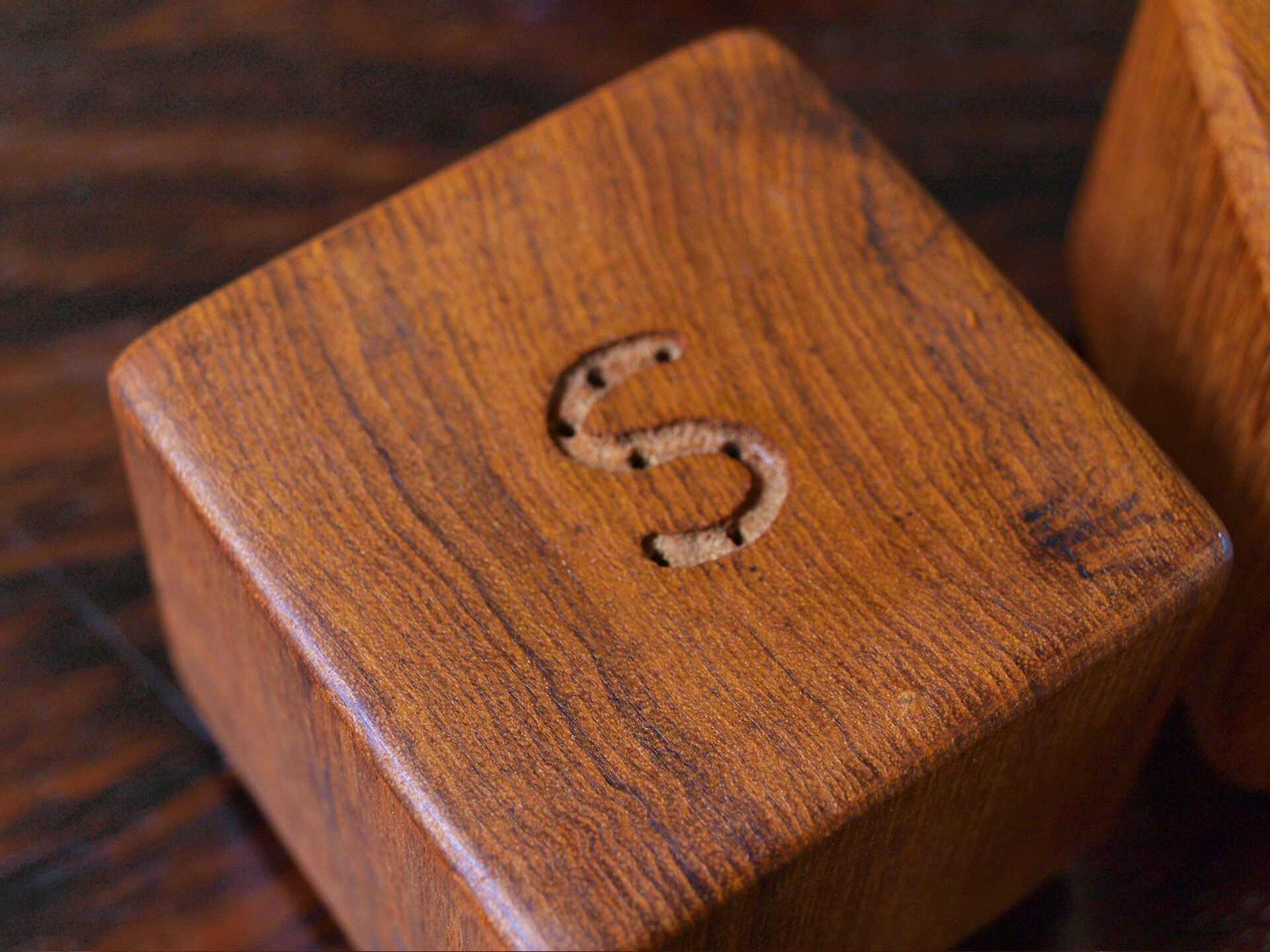 Scandinavian salt and pepper in teak