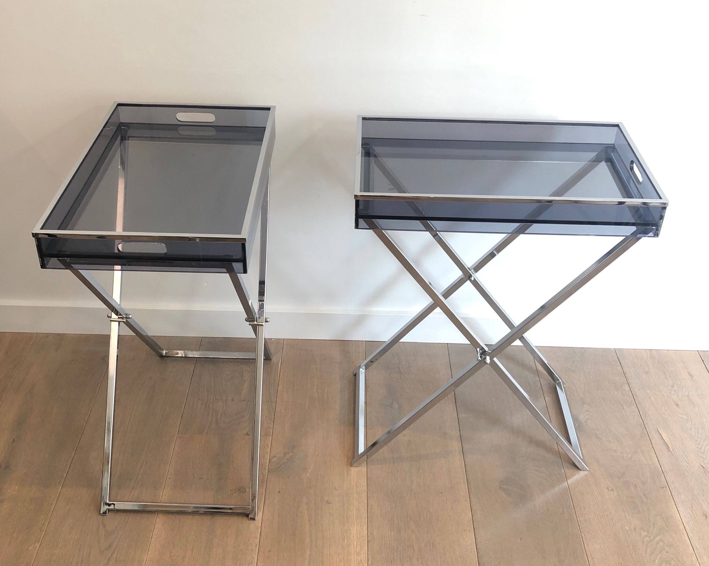 Paire de bouts de canapé en plexiglas et chrome