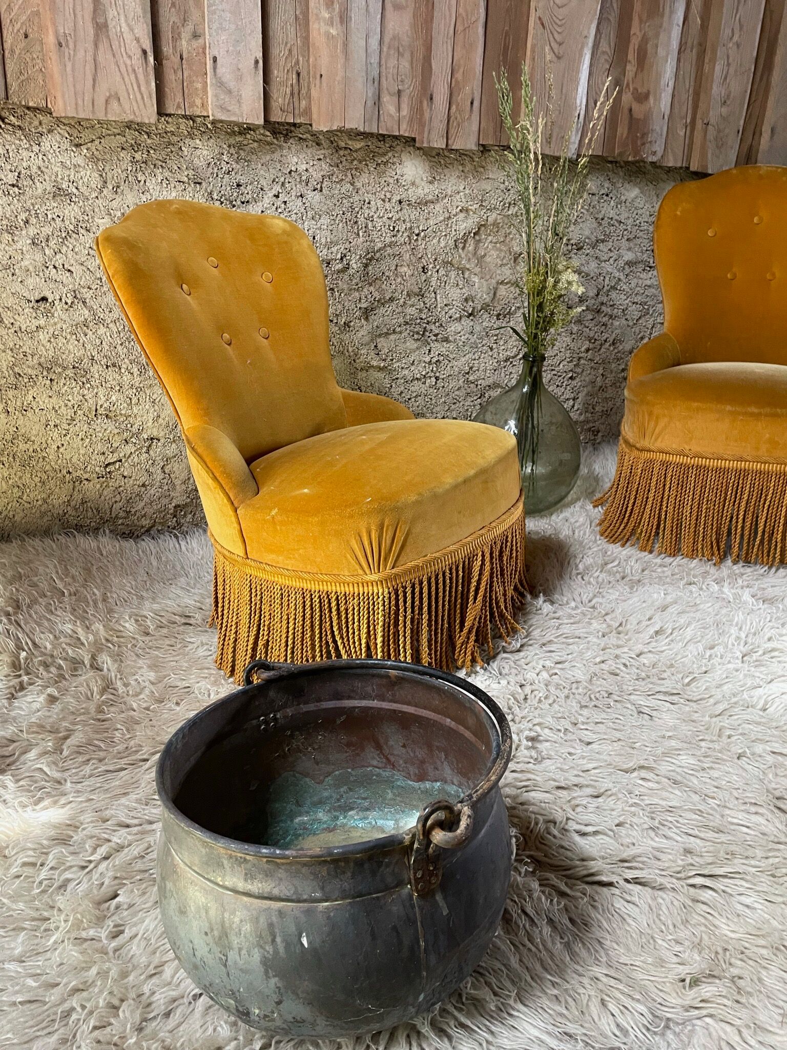 Toad armchair in vintage mustard velvet