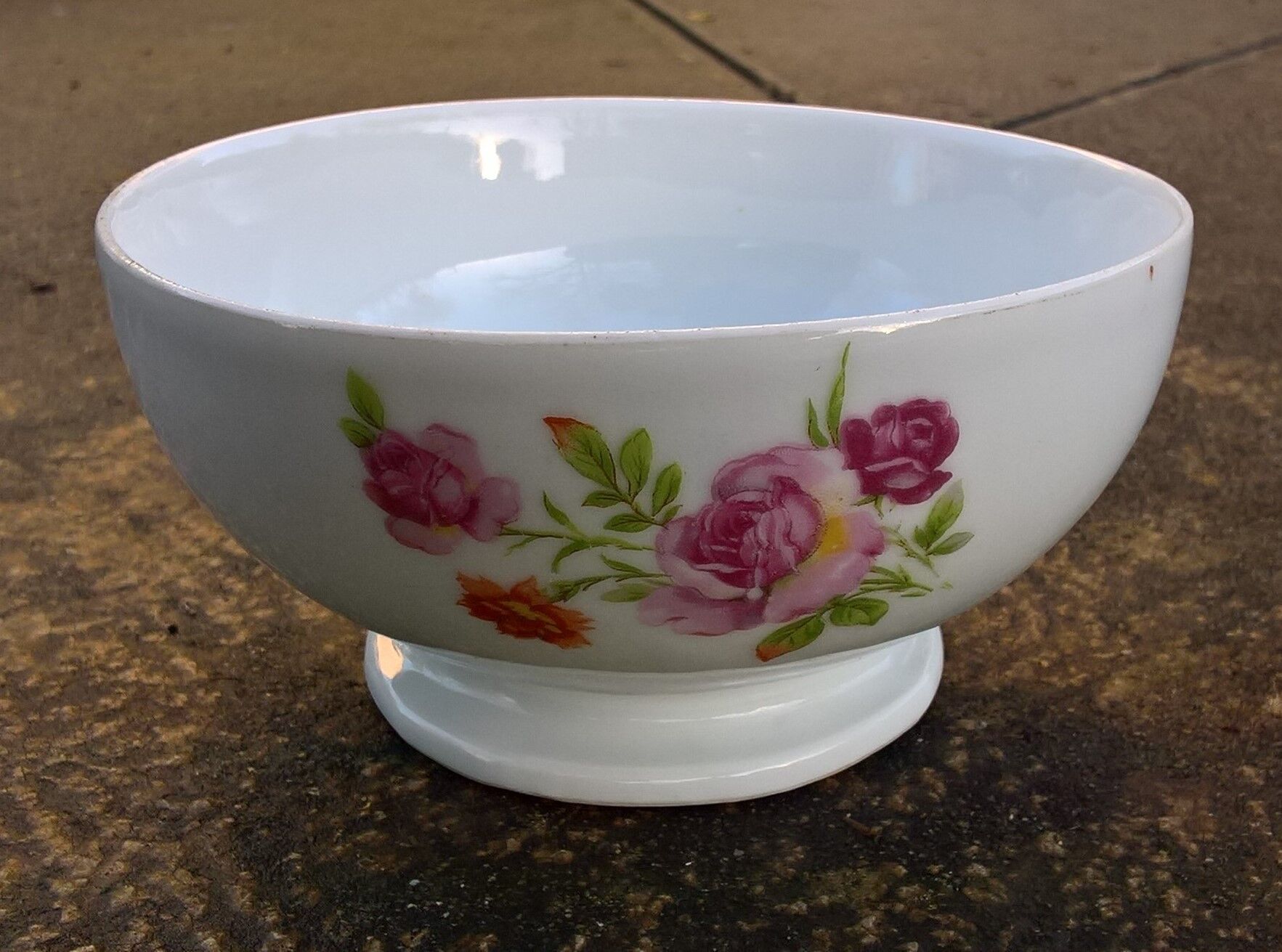 Porcelain breakfast bowl