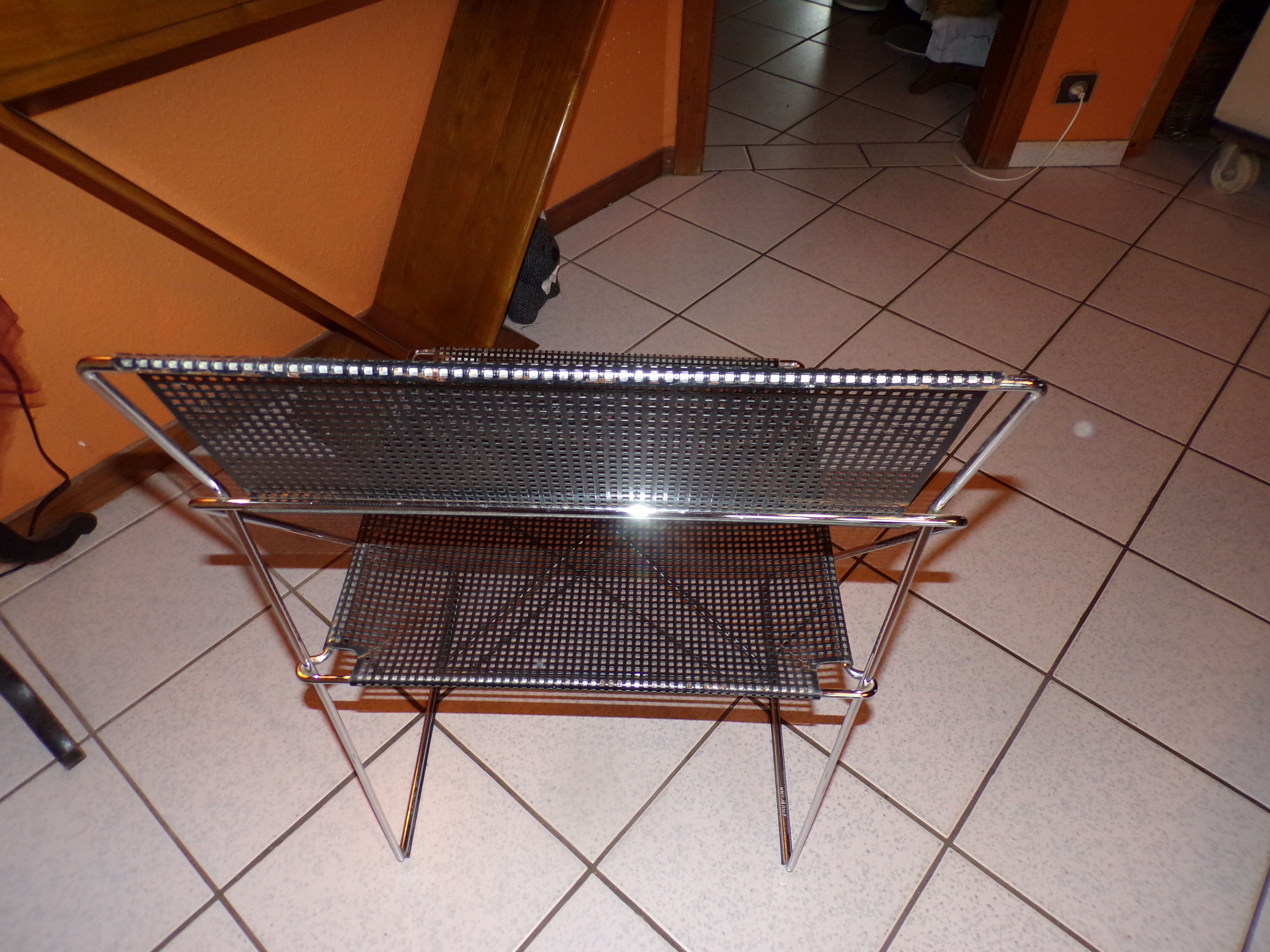 Vintage Nuova X-line chair