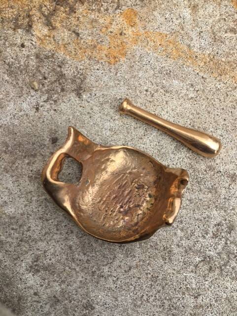 Cendrier bois et bronze vintage, cendrier sur pied, cendrier bronze doré