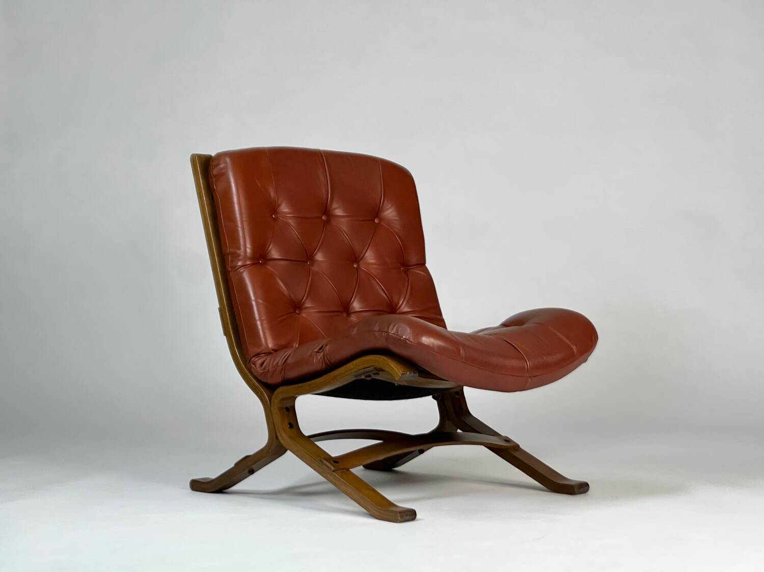 Vintage armchair easy chair leather 70s in the style of Ingmar Relling
