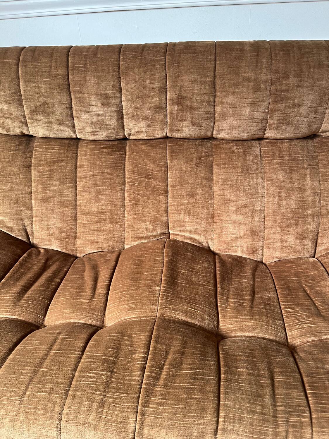 2-seater armchair in fawn velvet, Steiner edition 1970