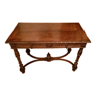 Bureau de style Louis XIII