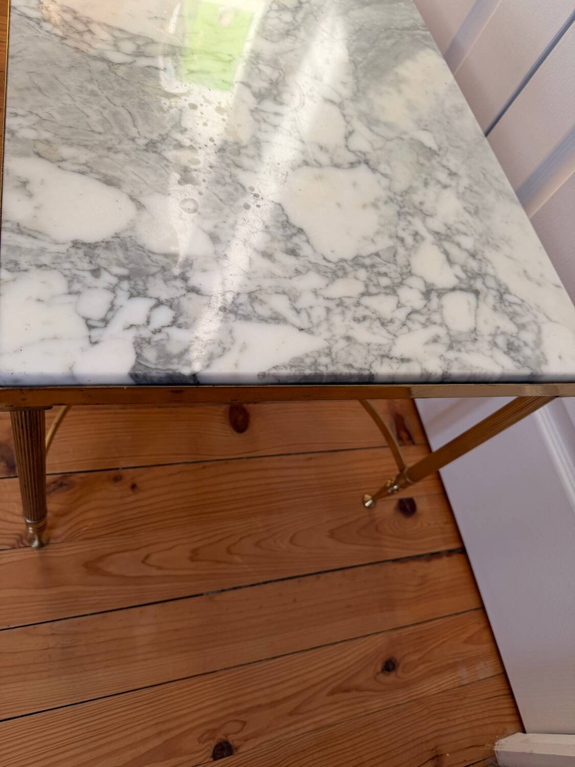 French neoclassical coffee table in brass and marble, circa 1960-70.