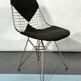 Mid-century Modern Set of four DKR Bikini Chairs by Charles Eames