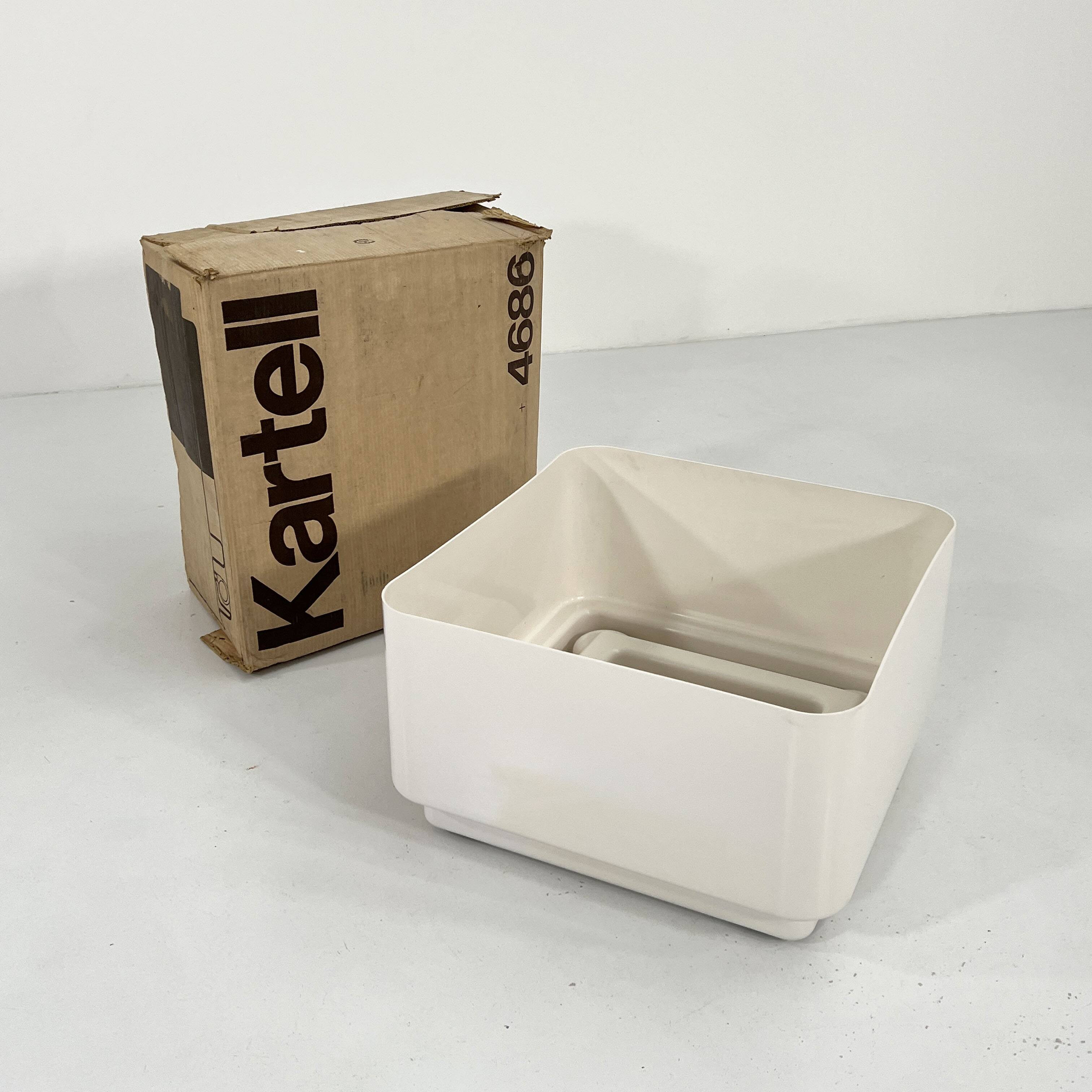 Large planter on casters model 4686 by Anna Castelli for Kartell, 1970