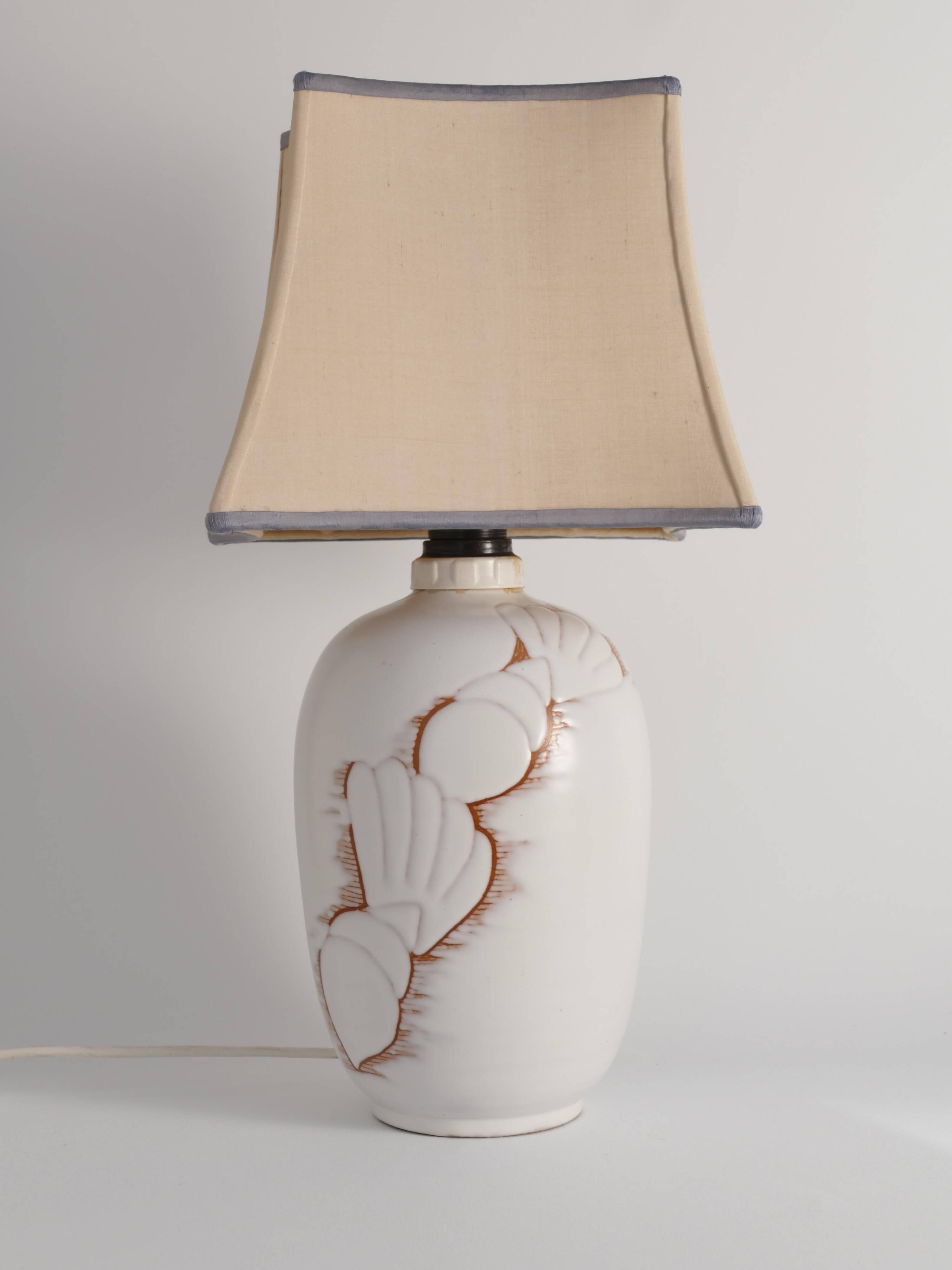 Art Deco White Seashell Motif Table lamp By Anna Lisa Thomson, Upsala Ekeby