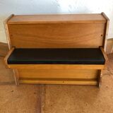 Old piano children's Opera