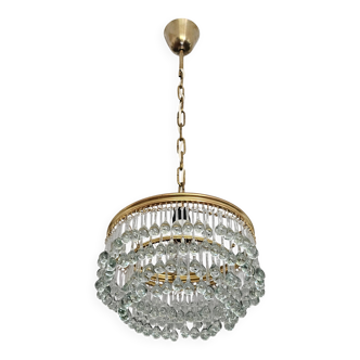 Small Hollywood Regency chandelier with miniature drops, Austria 1940.