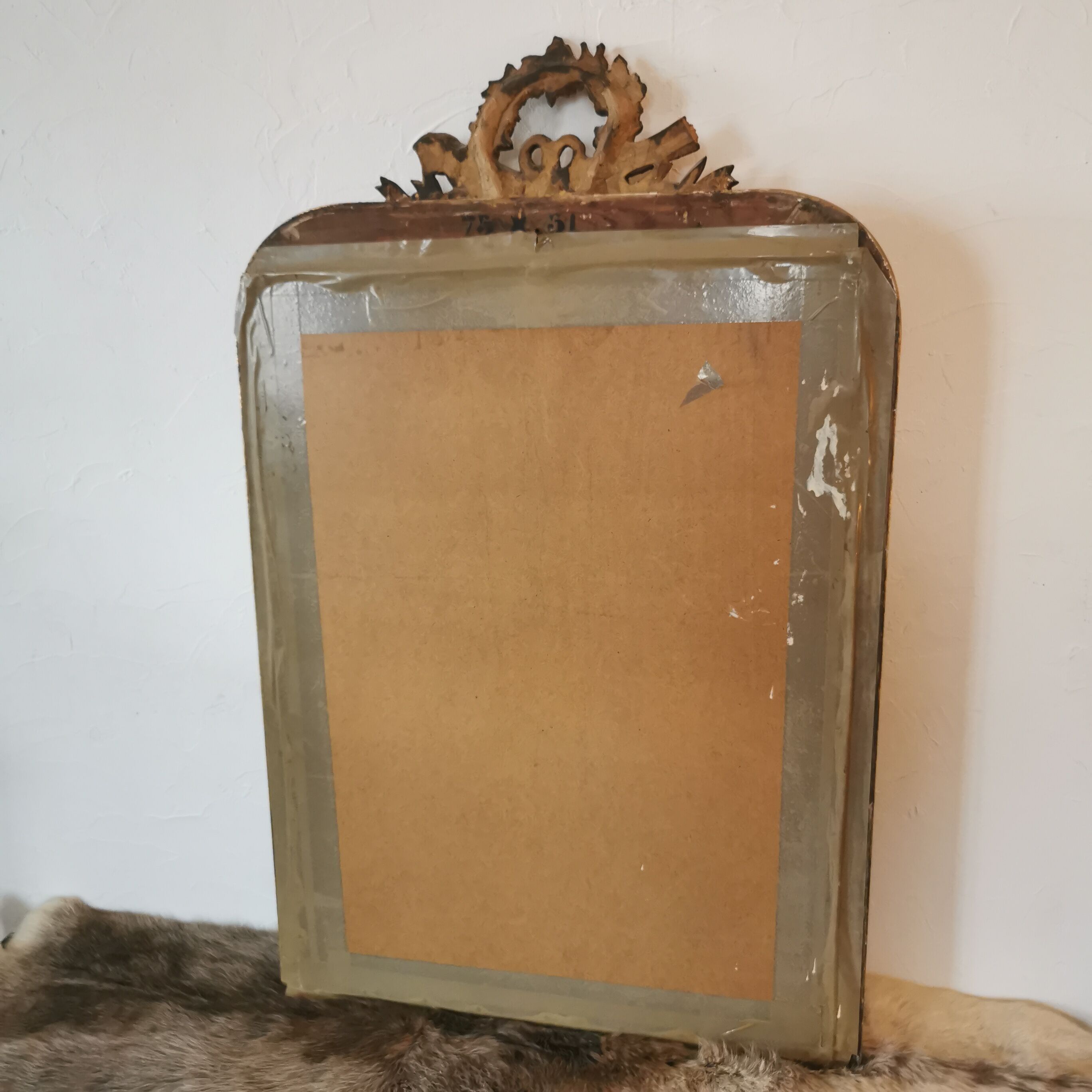 Antique gold leaf mirror 108 x 68 cm