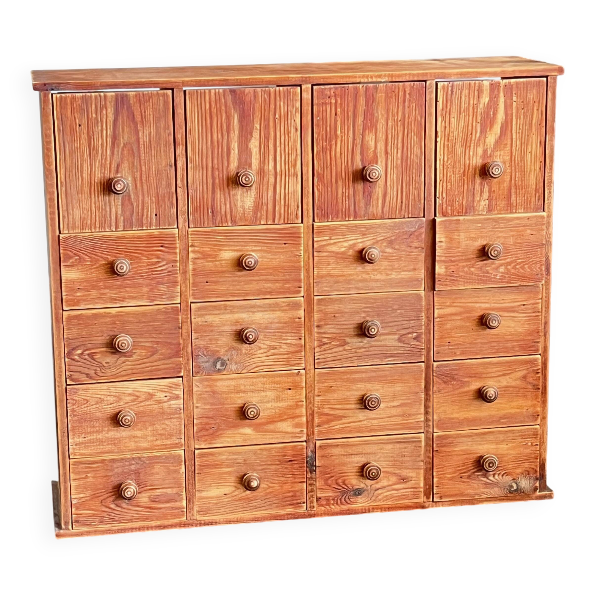 Ancien meuble de métier en pin à 19 tiroirs - Style apothicaire