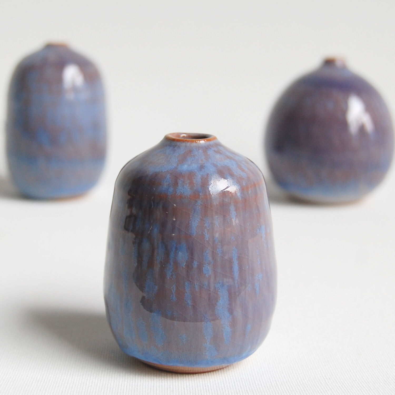 Trio de céramiques miniatures bleues par Antonio Lampecco