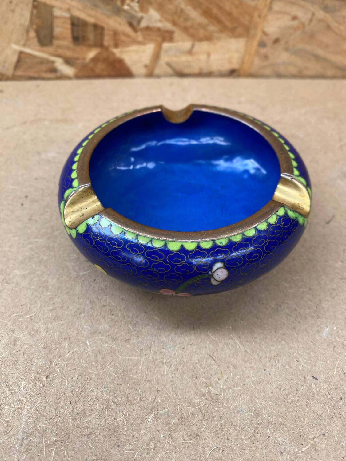 Antique Chinese Bronze Cloisonne Enamel Ashtray Vintage Flower Pattern