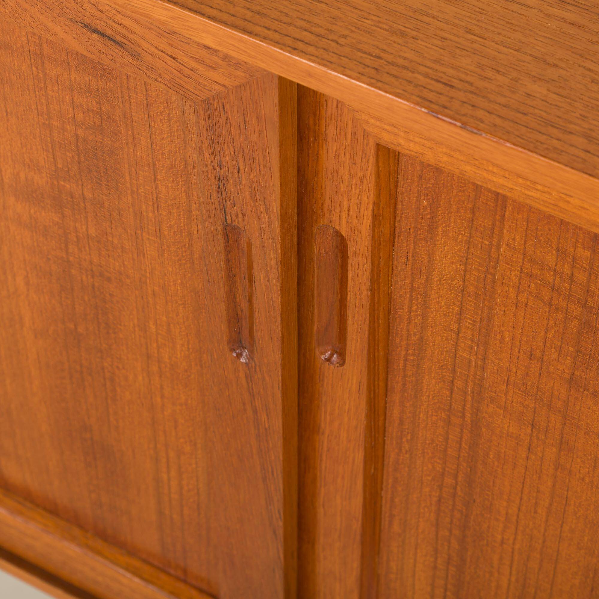 Small Scandinavian teak sideboard, 1970s