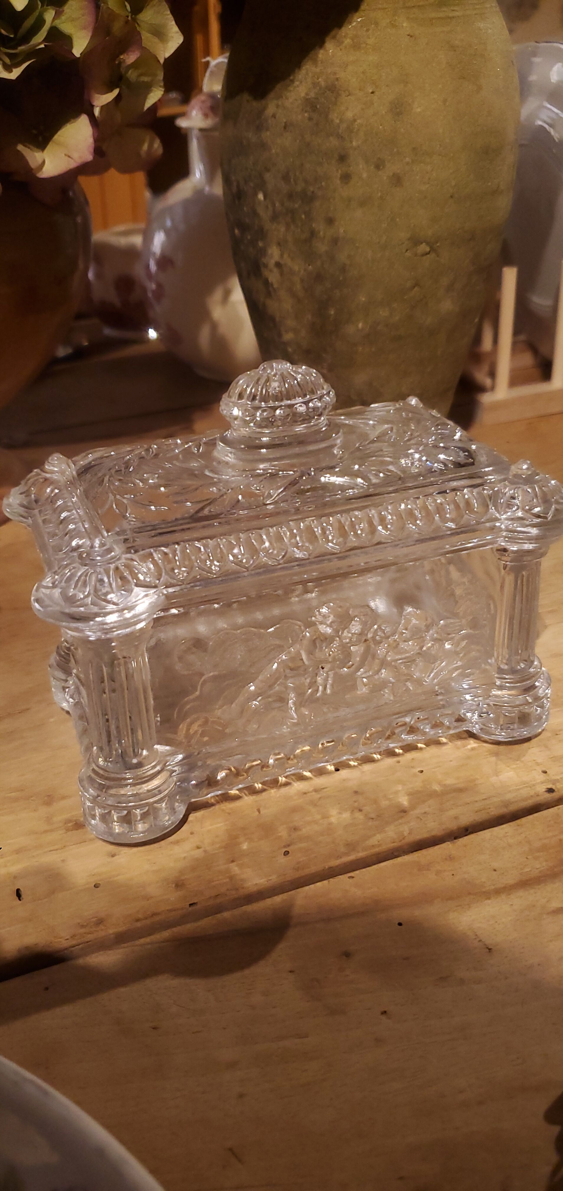 Bonbonnière en cristal 19ème siècle