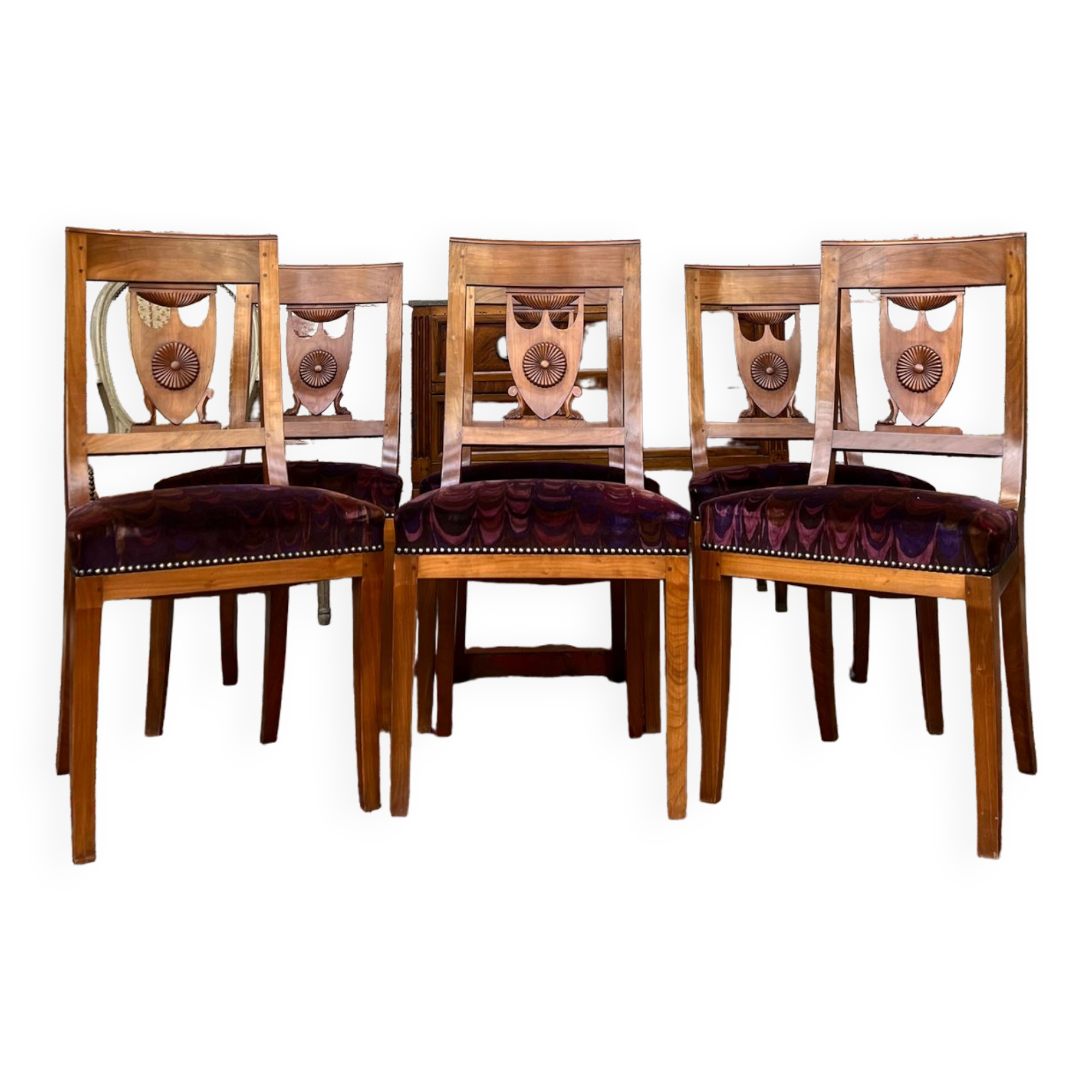 Suite de six chaises en bois naturel de style empire