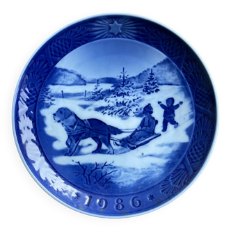 Wall plates Christmas Denmark Royal Copenhagen years 72-87