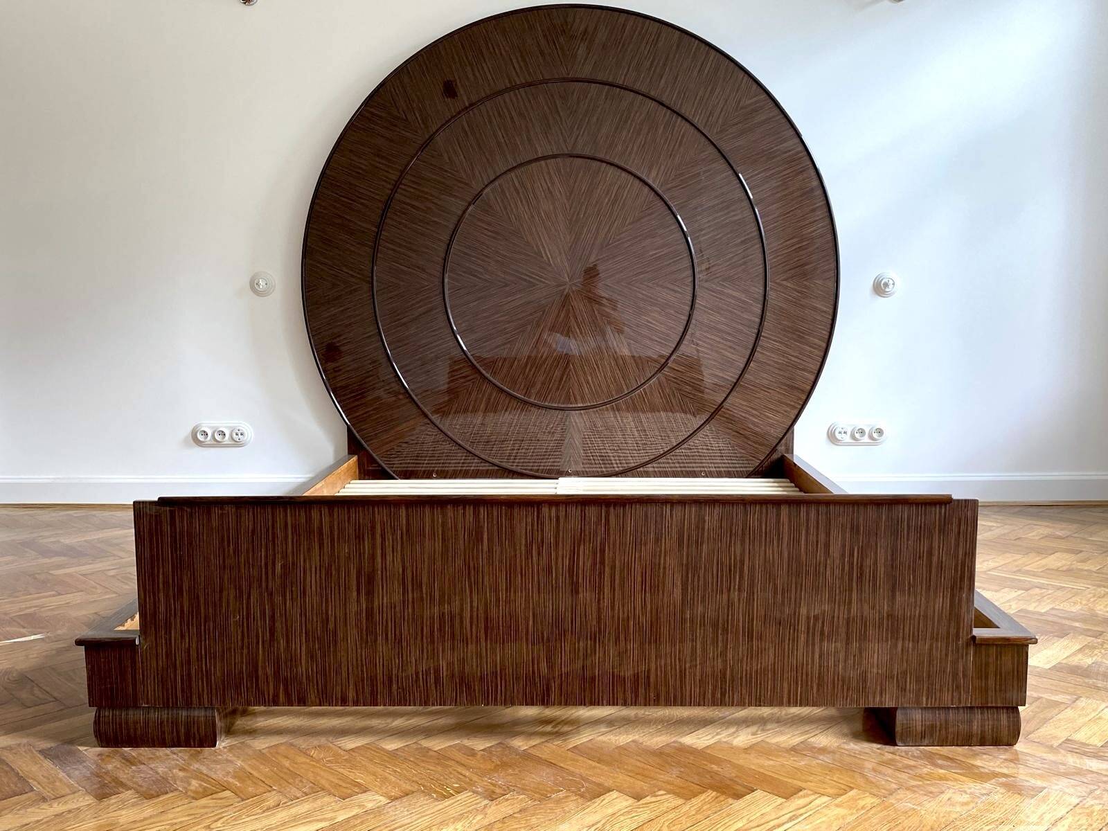 Art Deco bed inspired by Émile-Jacques Ruhlmann, GP Design collection