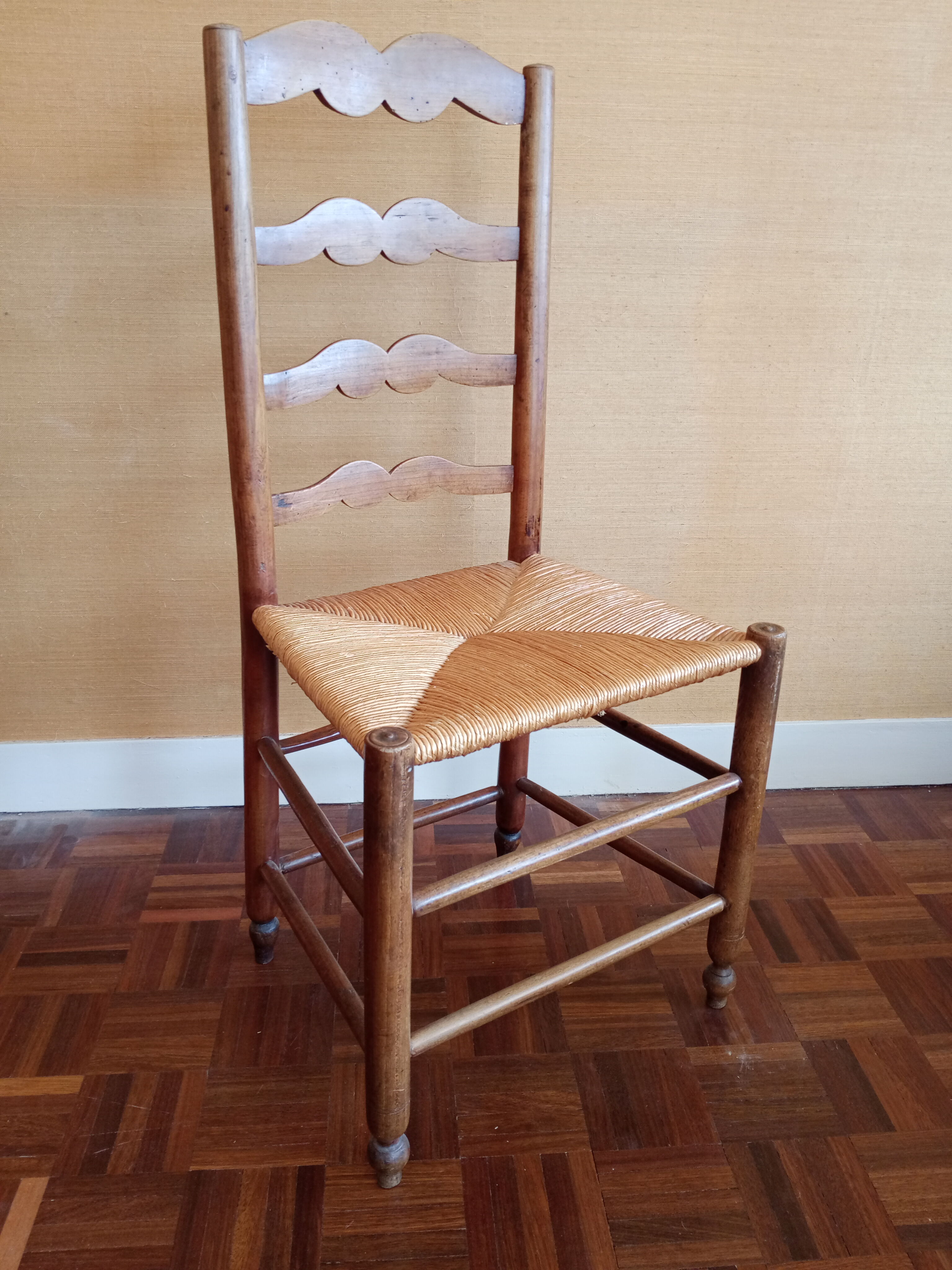 6 old straw chairs 19th