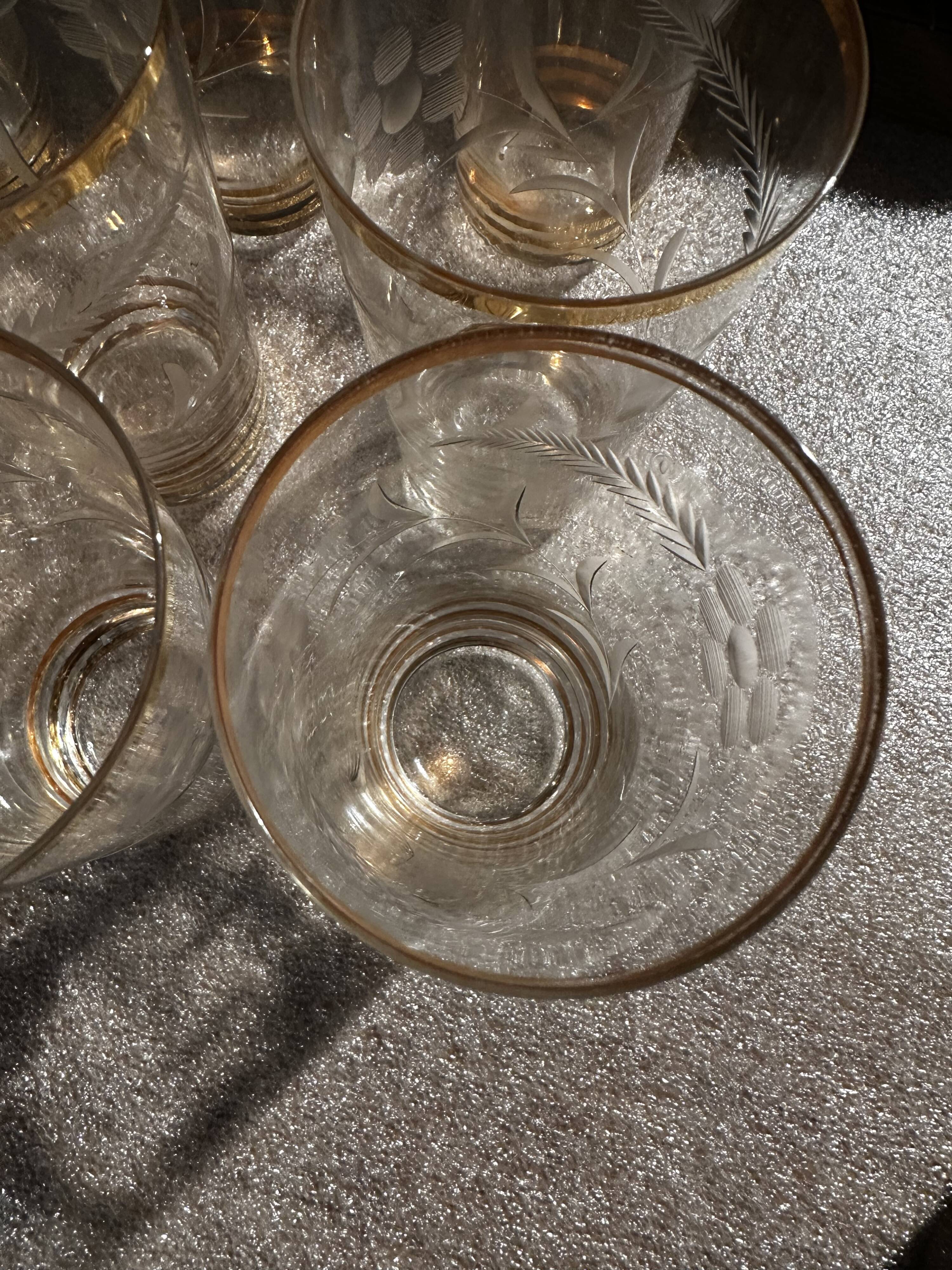 9 art-deco glasses in engraved crystal with gold trim