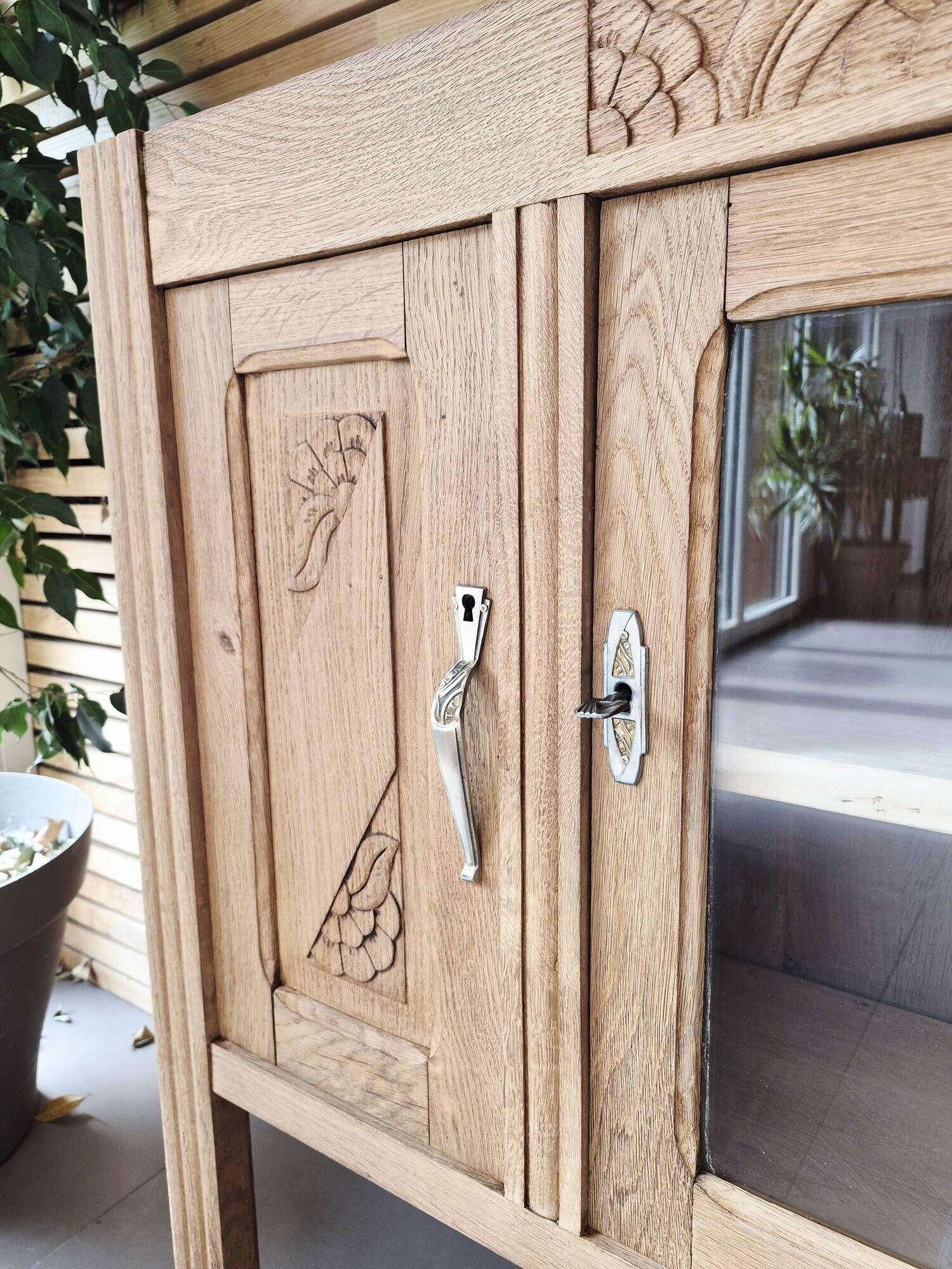 Enfilade / Art Deco display cabinet