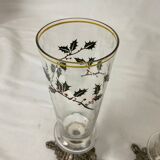Paire de vases soliflore en verre emaille pied griffe en régule napoleon III