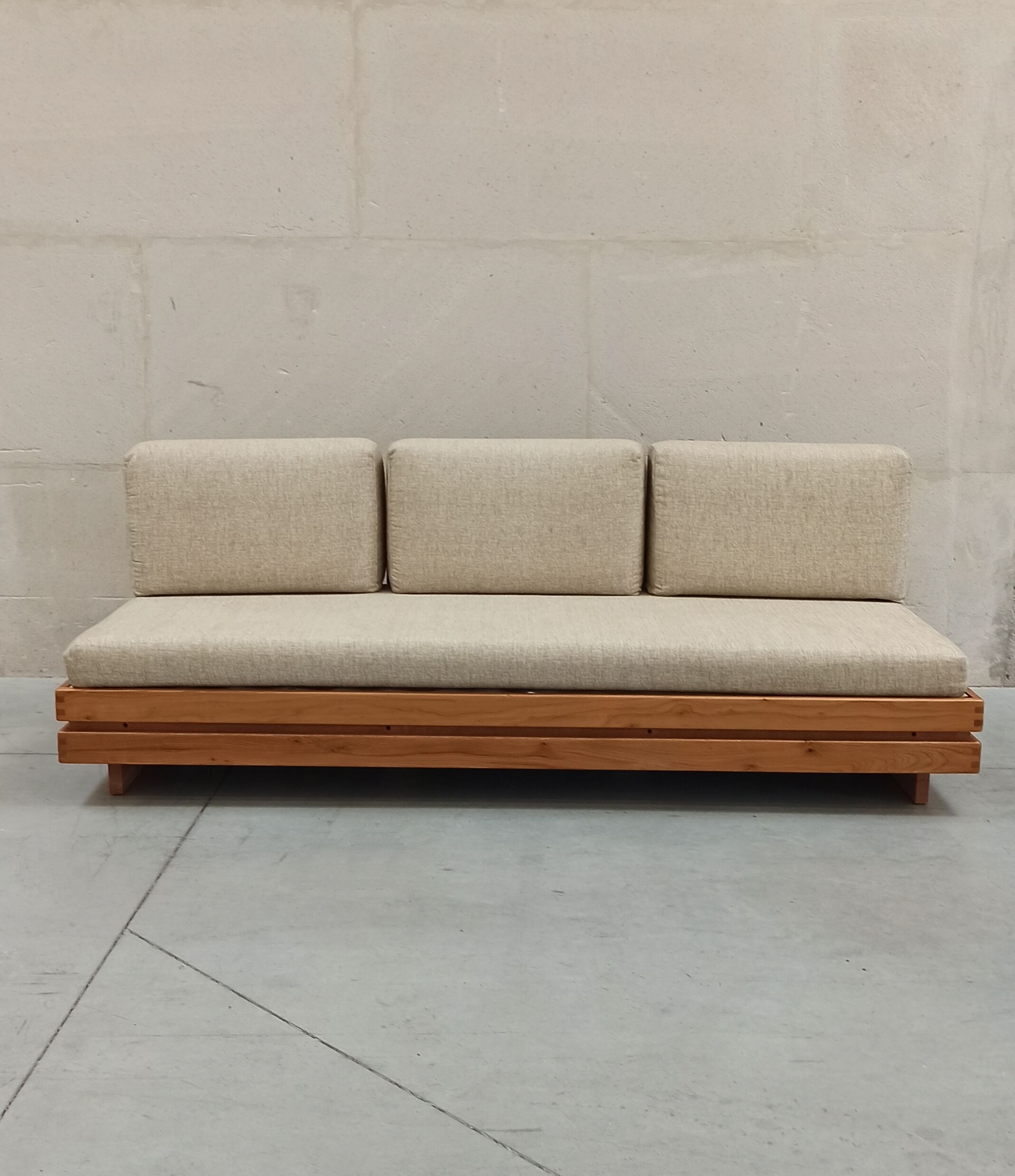 Elm sofa Maison Regain, 60's