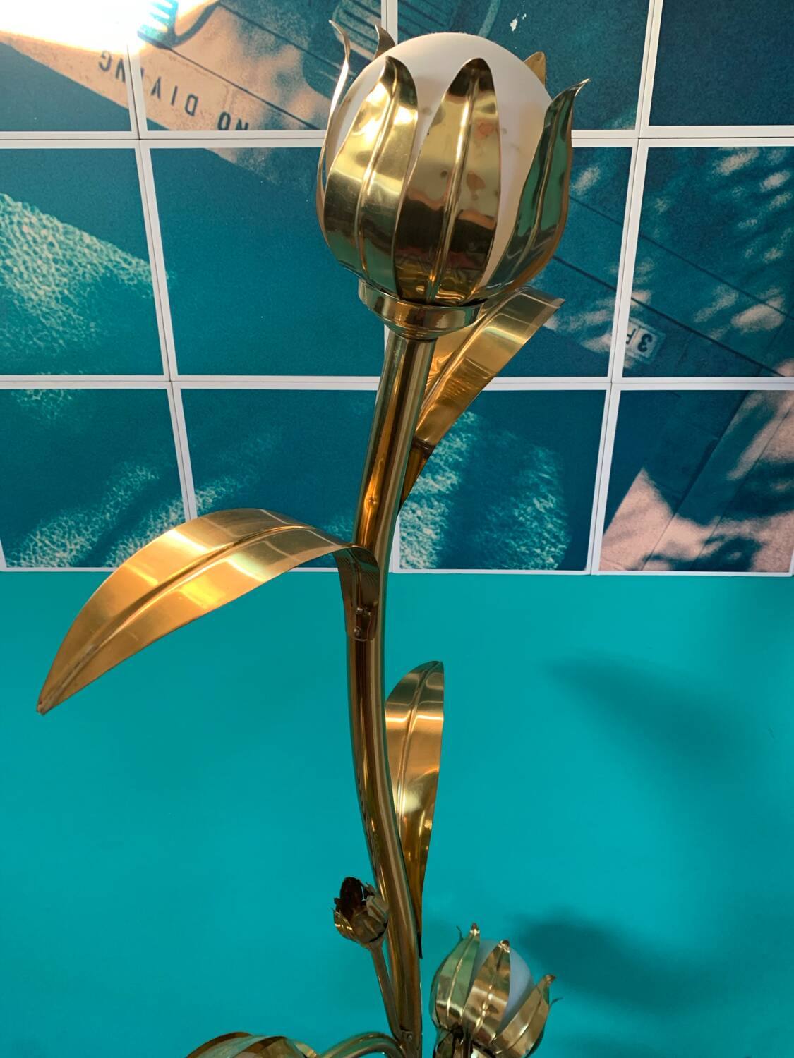 Vintage flower floor lamp