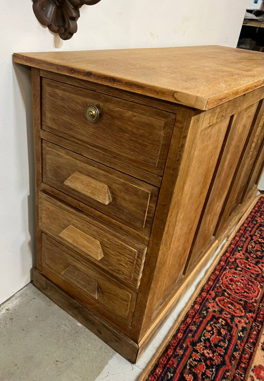 Ancien meuble de droguerie en chêne