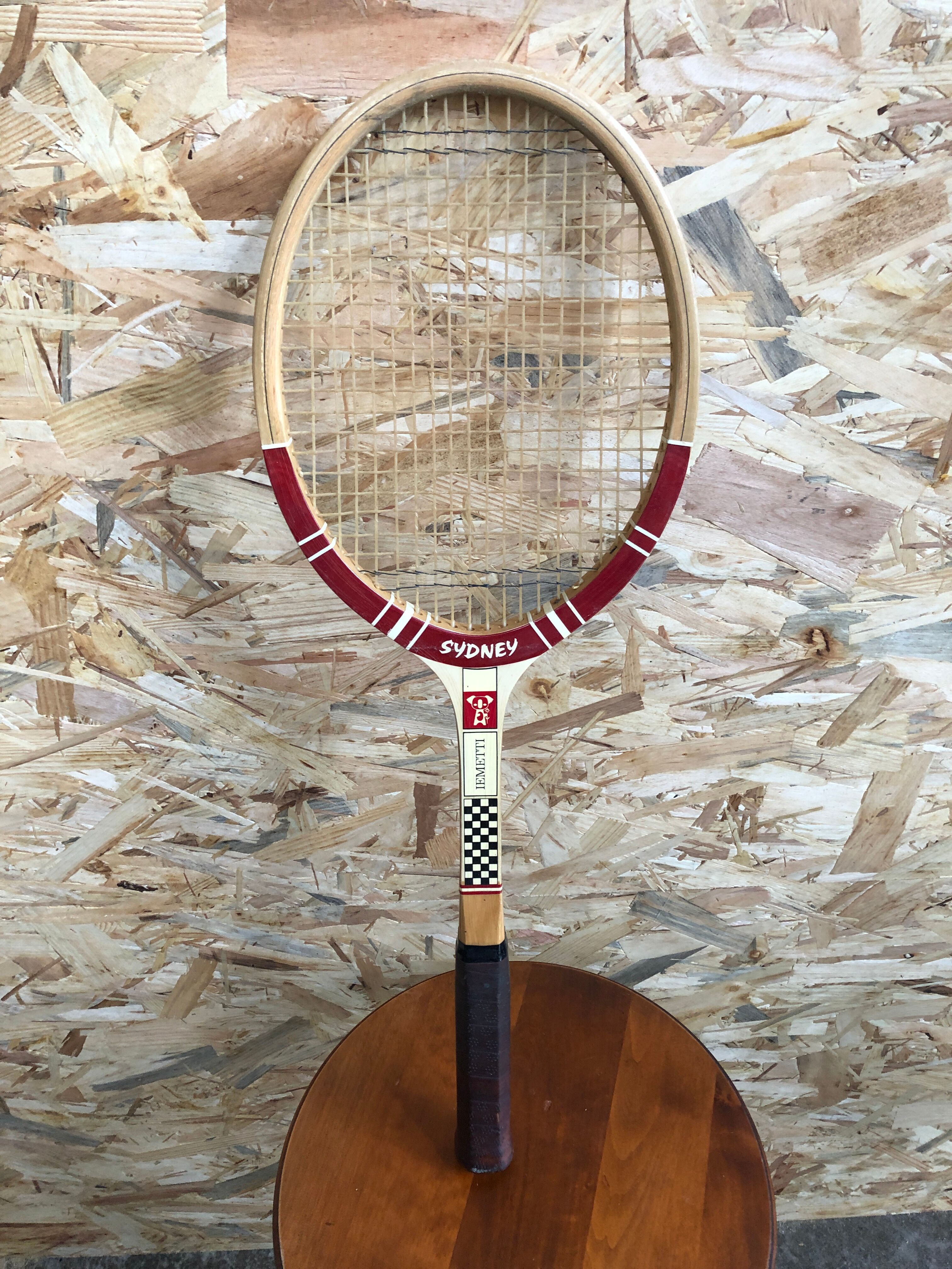 Old tennis racket sydney iemeh