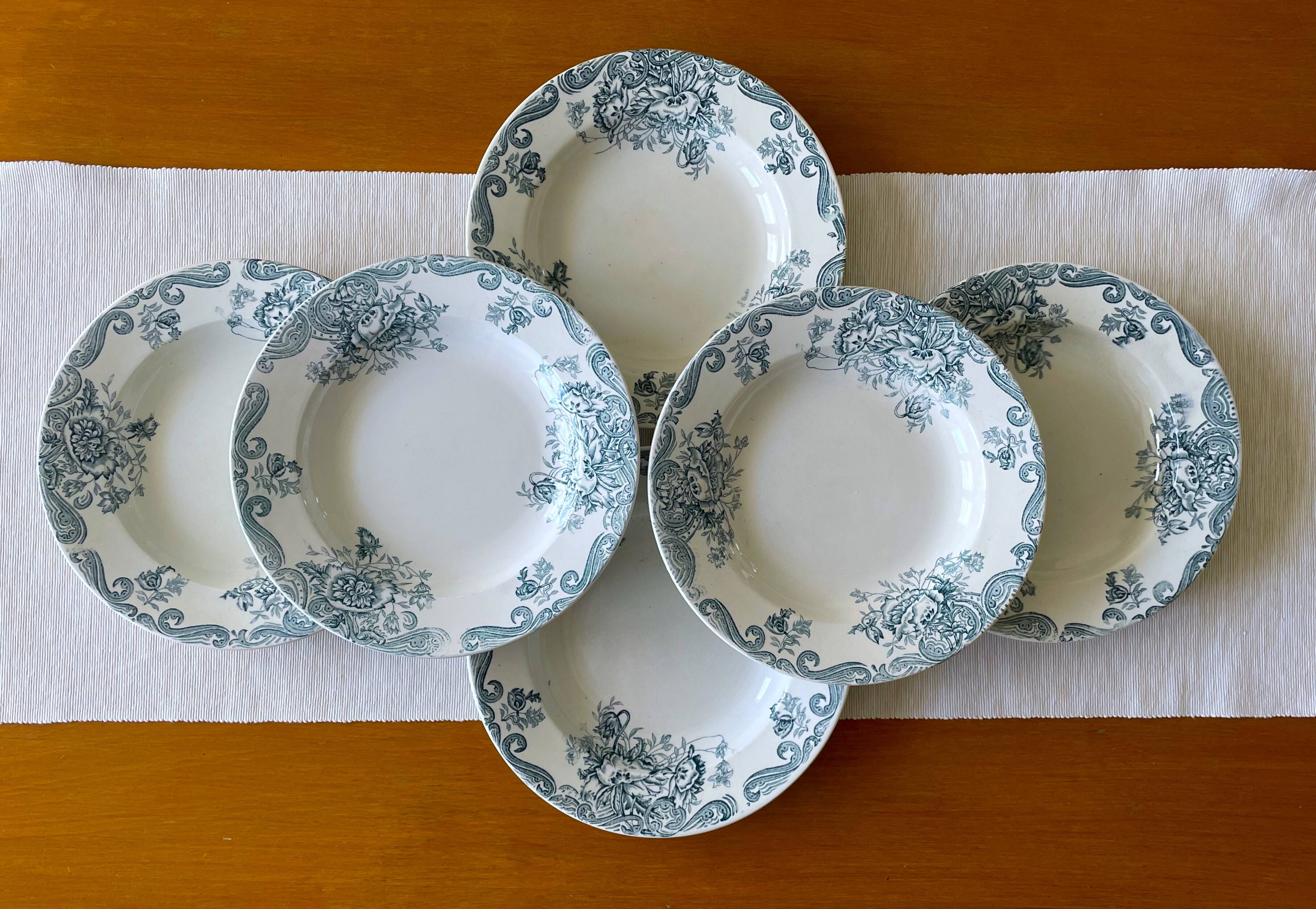 6 assiettes creuses anciennes en faïence de Clairefontaine