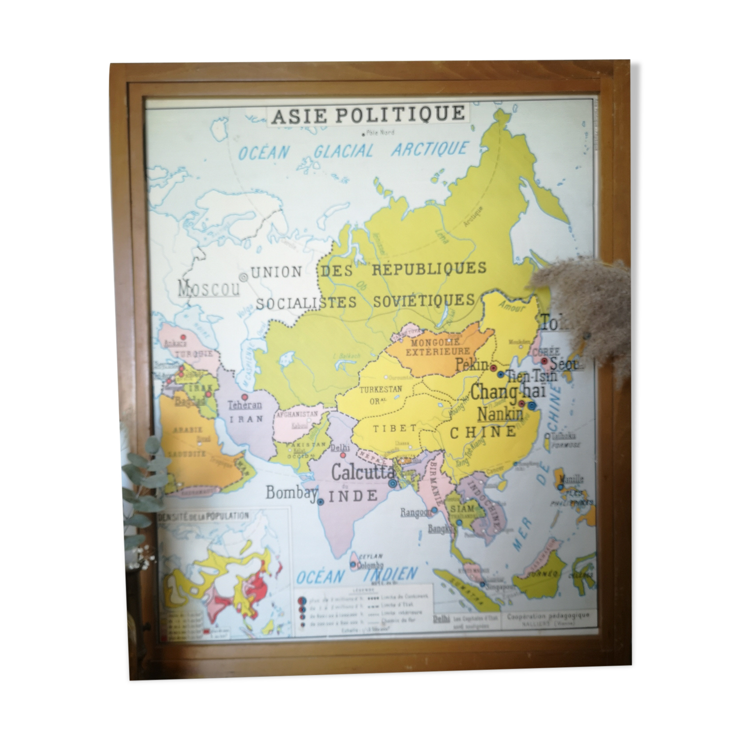 Former vintage Rossignol 50s Asia physical and political map