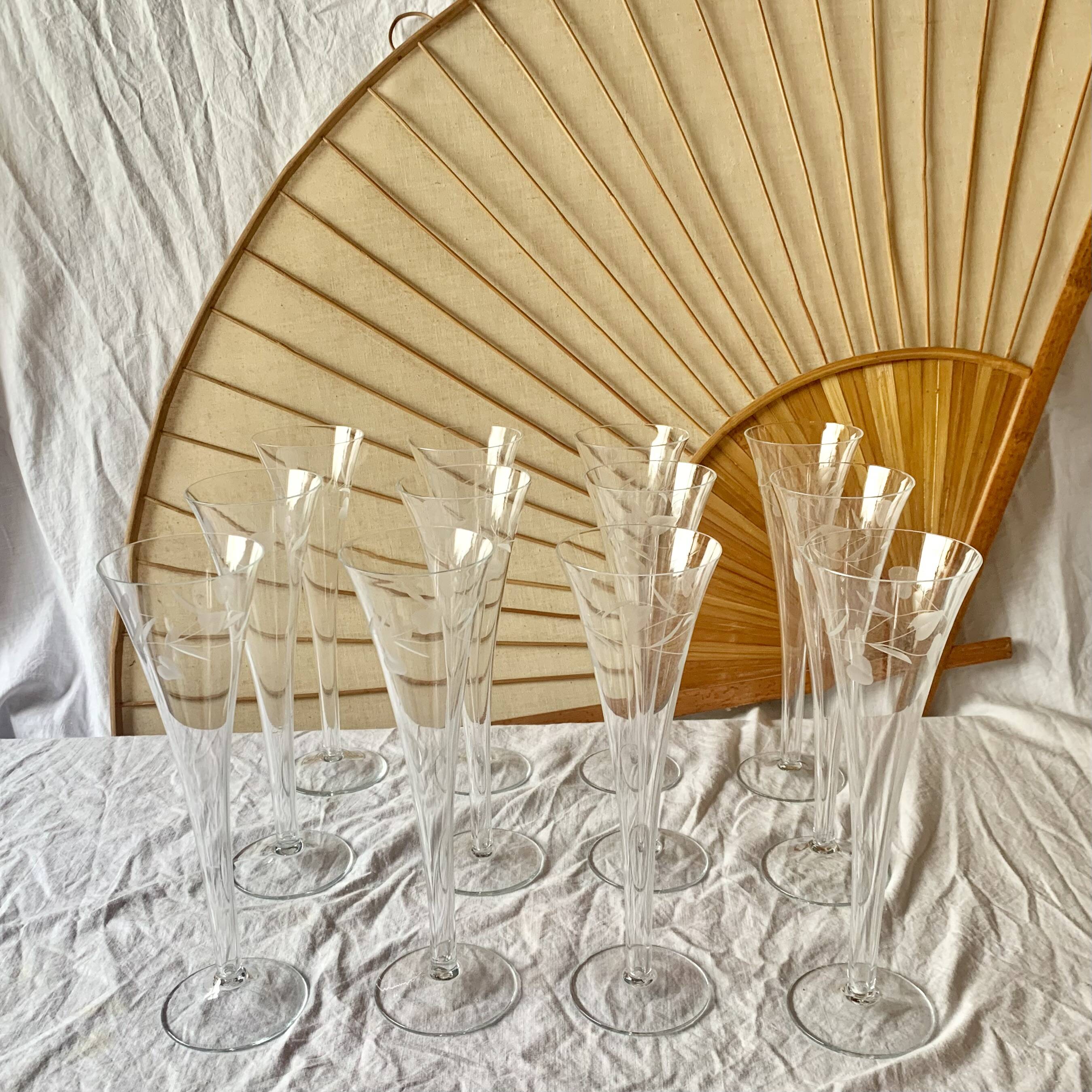 Set of 12 large vintage champagne flutes - frosted glass plant decor
