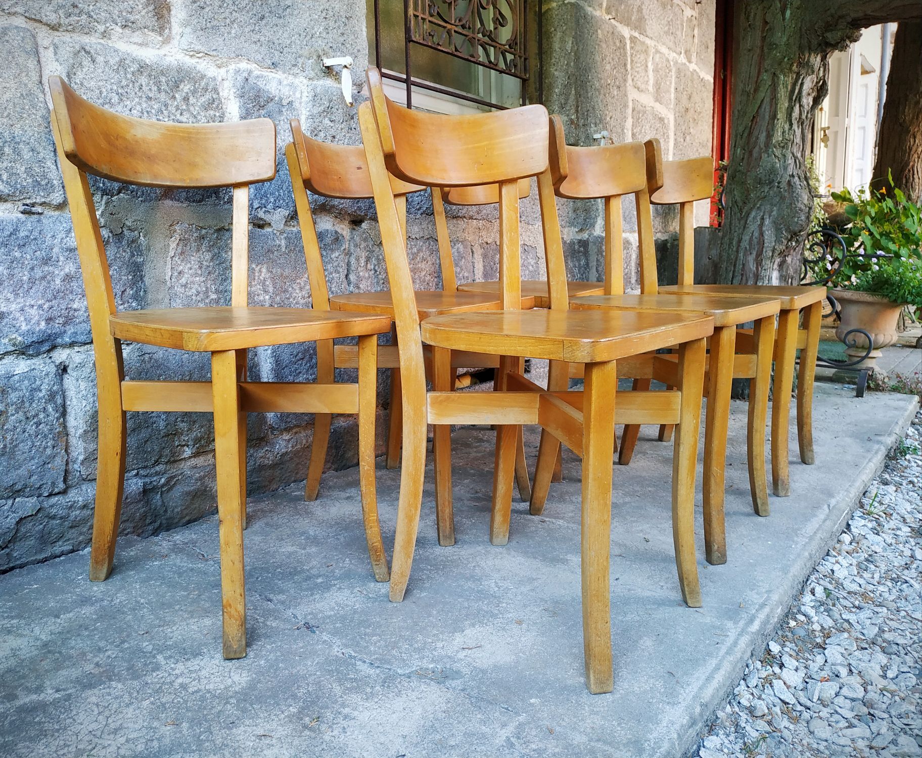 Série de six chaises bistrot Luterma