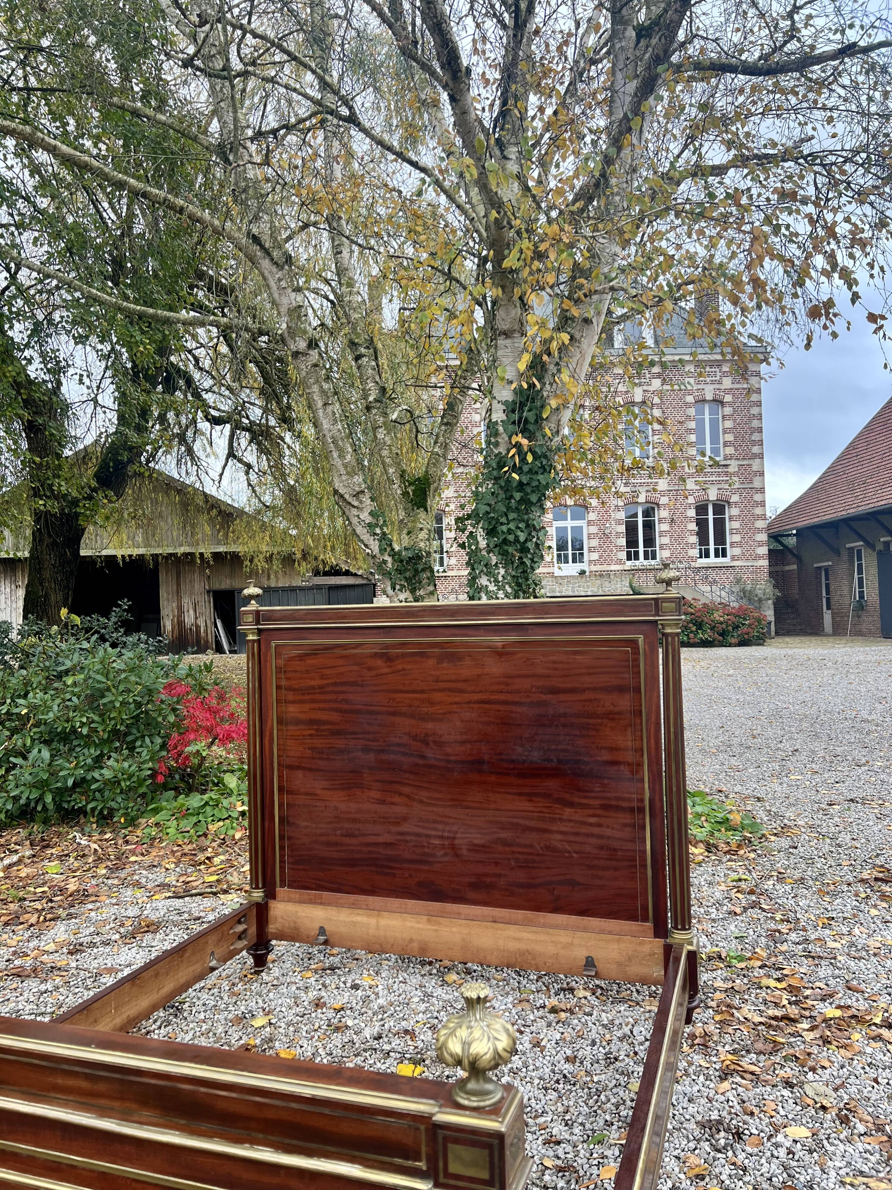 Magnificent Louis XVI style flamed mahogany bed Attributed to Gervais-maximilien Durand