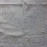 Old square nappee. Almost fully embroidered hand.